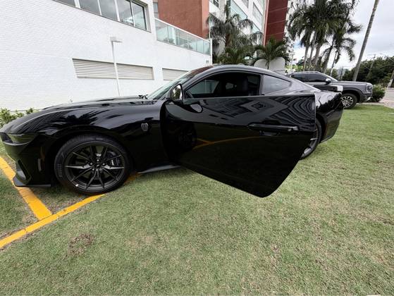 FORD MUSTANG 5.0 V8 GASOLINA DARK HORSE SELECTSHIFT FORD MUSTANG 5.0 V8 GASOLINA DARK HORSE SELECTSHIFT